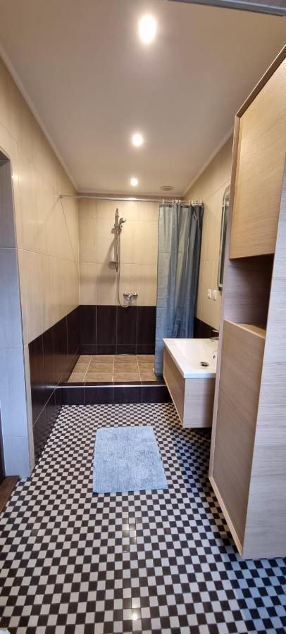 Apartament W Centrum - Nasze Poddasze Ustrzyki Dolne Extérieur photo