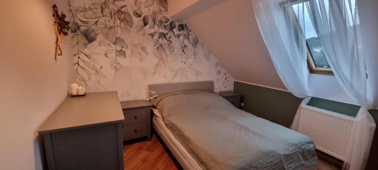 Apartament W Centrum - Nasze Poddasze Ustrzyki Dolne Extérieur photo